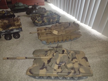 Selling: Complete rc military collection 10 vehicles sell as a complete se