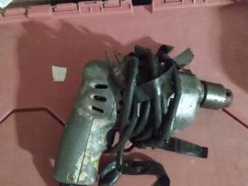 Selling: Old 3/8" Electric Drill 