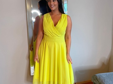 For Sale: Yellow dress 