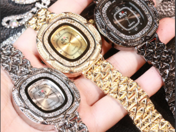 Buy Now: 50Pcs Luxury Stylish Women Quartz Wristwatches