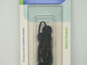 Selling with online payment: Nokia HDC-5 handsfree, new in Asian blister
