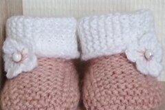 Vente au détail: Chaussons bébé fille 0-3 mois rose et blanc