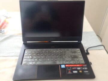 Myydään: Gaming laptop MSI GS65 Stealth Thin 8RF