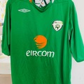 Selling with online payment: 2006 Rep of Ireland Umbro football shirt