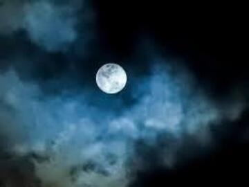 Selling: Weekend Full Moon reading