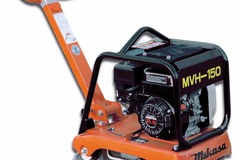 En alquiler: PLACA VIBRATORIA REVERSIBLE MIKASA MHV 150GH AUTOPROPULSADA