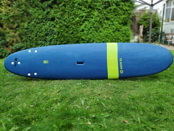 Equipment per day: Olaian Surfboard 8'6