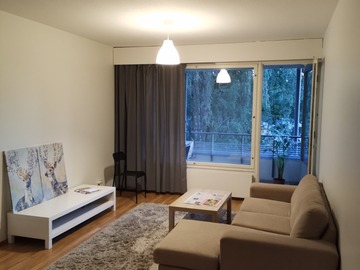 Renting out: Short term furnished room