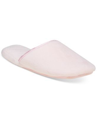 60pc Women's New lot of Slippers.