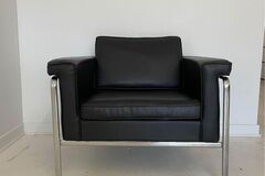 Vendre un article: Sofa noir faux cuir