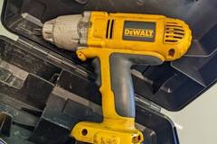 Selling: DeWalt impact wrench drill with case