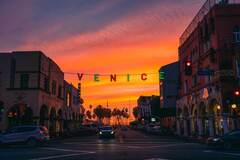 Daily Rentals: Venice, CA Parking Space 50ft From The Beach!