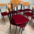 Biete Hilfe: 10 Stühle zu verschenken