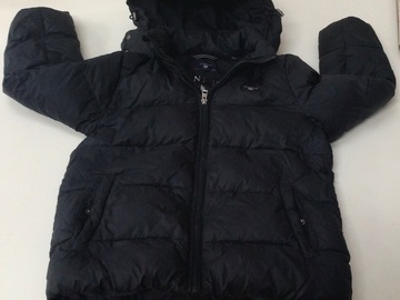 Selling with online payment: Black Gant child’s puffer jacket age 9-10