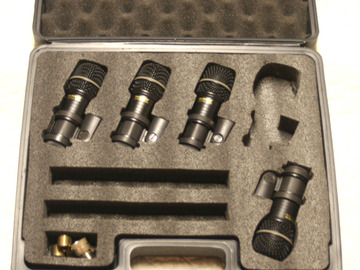 Selling with online payment: 4 NADY DM-70 drum mics with carrying case