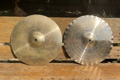 Selling with online payment: $285 OBO Paiste 14" Signature Sound Edge Hi Hats 1049 & 1090 g