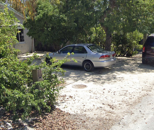 Islamorada FL, Parking in Paradise. Key West Bikers Welcome