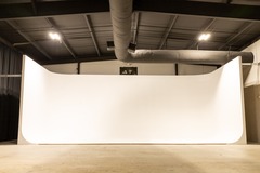 Rental - Per Hour: Cyclorama Wall