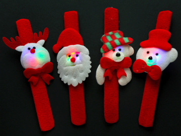Comprar ahora: 100pcs Christmas gift glow pop ring bracelet decoration