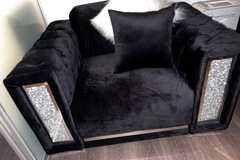 Individual Sellers: Unique Diamond Armrest Couch Set