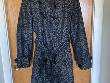 Selling: Calvin Klein Trench