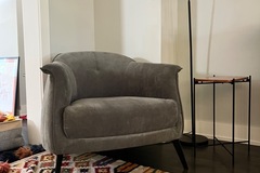 Individual Seller: Two elegant armchairs 