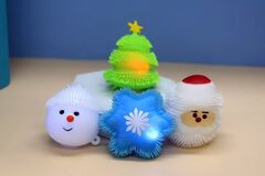 Liquidation & Wholesale Lot: 48pcs Christmas glow pinch music TPR soft rubber dumpling toy
