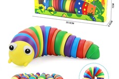 Liquidation & Wholesale Lot: 30pcs caterpillar toy snail decompression artifact vent snot toy