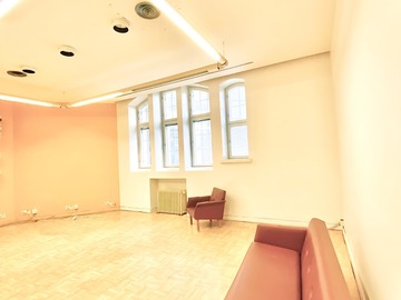 Vuokrataan: A spacious studio space in center of Helsinki Center /Kruununhaka