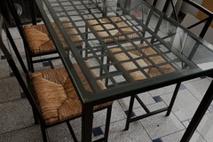 Biete Hilfe: Glas Esstisch mit 4 Stühlen 