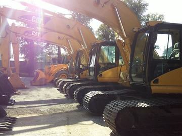En alquiler: Excavadora sobre Orugas Caterpillar 320 C/ D LC