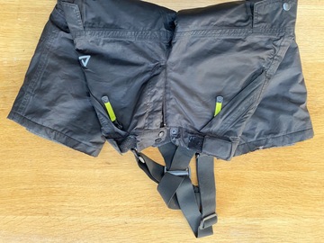 Selling with online payment: Dare 2 be ski pants age 3-4