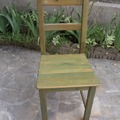 Selling: Chaise bois verte pomme très solide en TBE