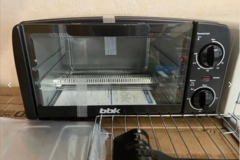 Selling: New Mini Oven BBK OE0912M B