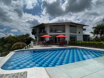 Servicios: Alojamiento Campestre Castillo Del Toro