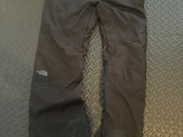 Selling with online payment: North Face large size womens ski trousers