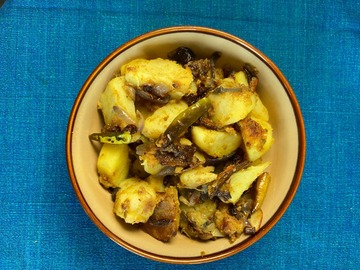 Selling with online payment: Sri Lankan Potato Stir-fry