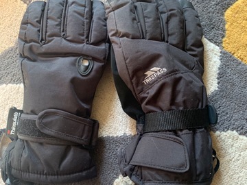 Selling Now: Black ski gloves