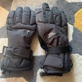 Winter sports: Black ski gloves
