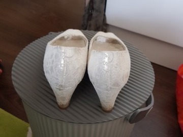Ilmoitus: Gabor valkoiset kengät 39,5