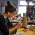 Etsitään tilaa: Ceramic artist is looking for shared studio