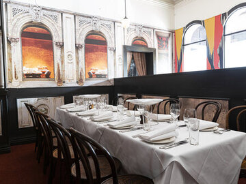 Book a meeting | $: The Wine Room - Beautiful semi private space for your meetings
