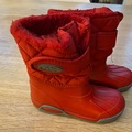 Selling with online payment: Red muddy puddle child snow boots 