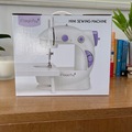 Renting out with online payment: Mini sewing machine 