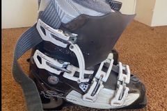 Selling with online payment: Salamon ski boots 