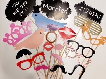 Myydään (Yksityinen): Photobooth rekvisiittaa