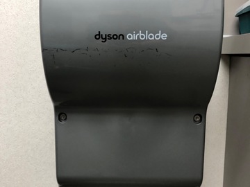 Gebruikte apparatuur: Dyson airblade 