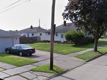 Monthly Rentals (Owner approval required): Brooklyn, Ohio (Cleveland) Parking spot