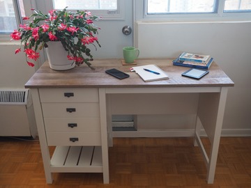 Selling: Staples 'Sauder Cottage Road' Multi-functional Desk