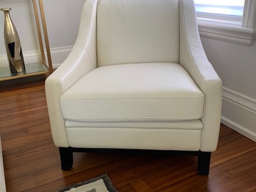 Individual Sellers: Cream Leather Single Lounge Armchair